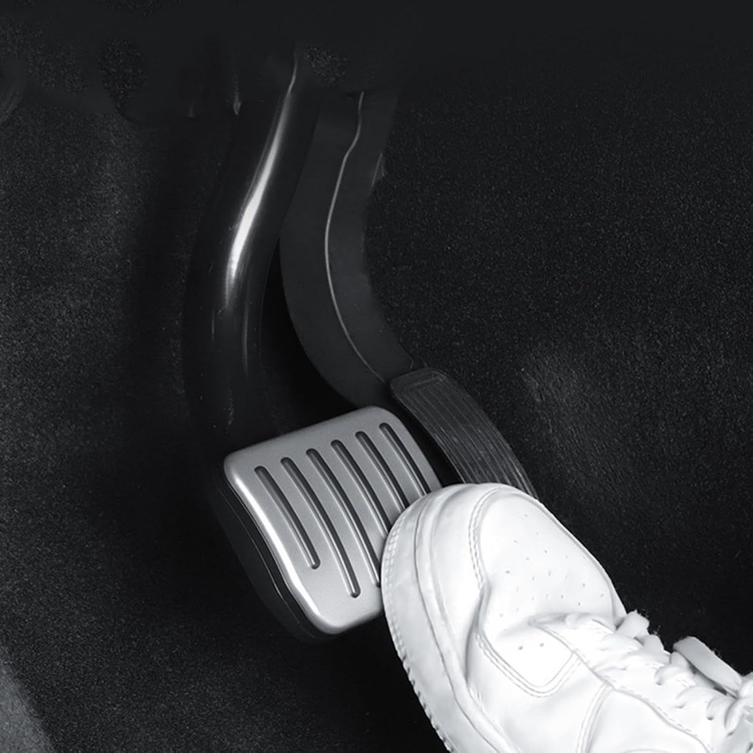 Tesla Aluminum Performance Pedal Covers | Non-Slip Brake & Accelerator Pedal Set for Model Y (2020–2026) & Model 3 (2021–2023)
